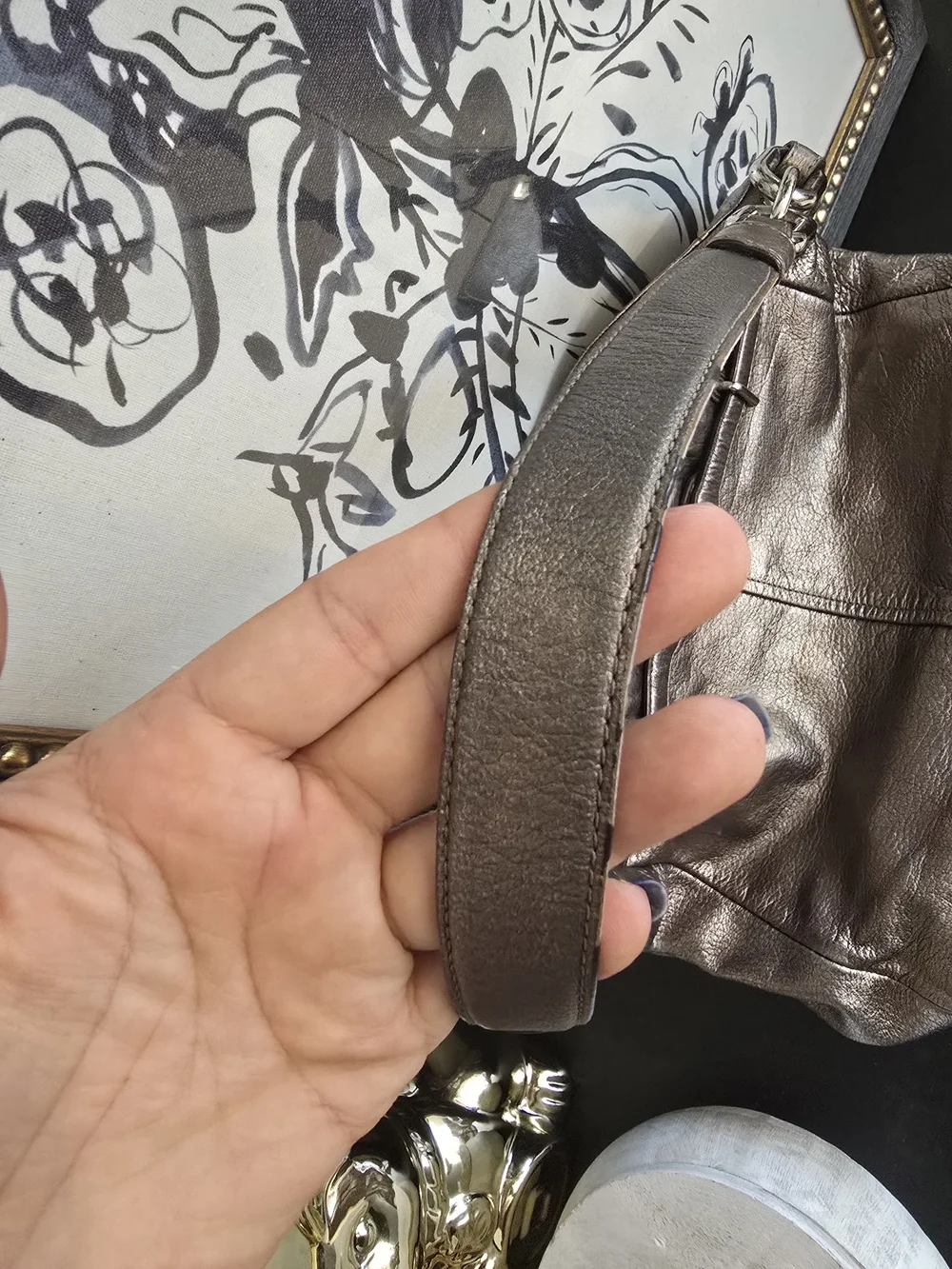 Coach Chelsea Ashlyn Metallic Pewter Leather Turnlock Hobo Bag With Wallet